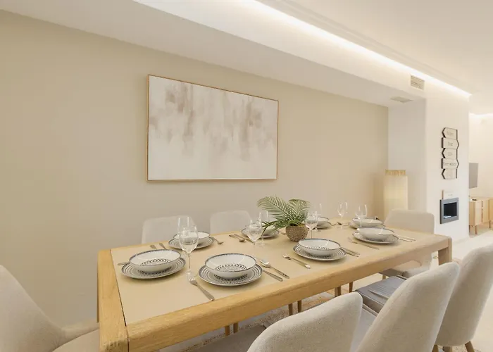 別荘 3-story Townhouse For 7, Newly Renovated, Terrace, Bbq, And Access In Arenal, *