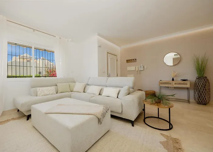 3-story Townhouse For 7, Newly Renovated, Terrace, Bbq, And Access In Arenal, *