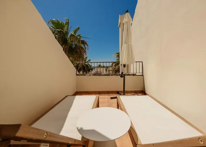 Tatil Evi 3-story Townhouse For 7, Newly Renovated, Terrace, Bbq, And Access In Arenal, *