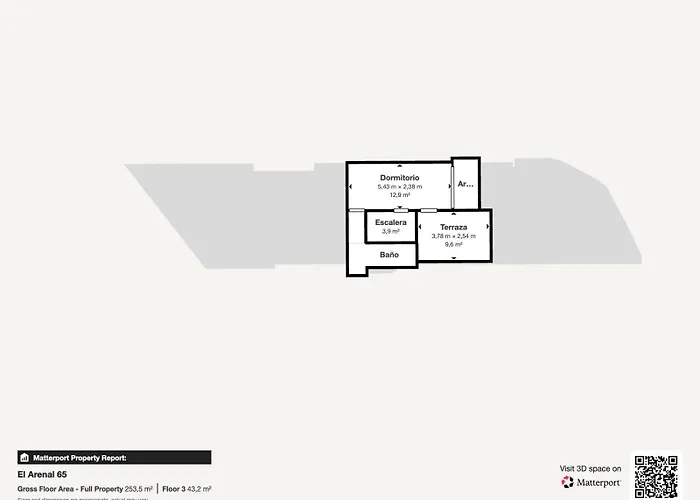 3-story Townhouse For 7, Newly Renovated, Terrace, Bbq, And Access In Arenal, *